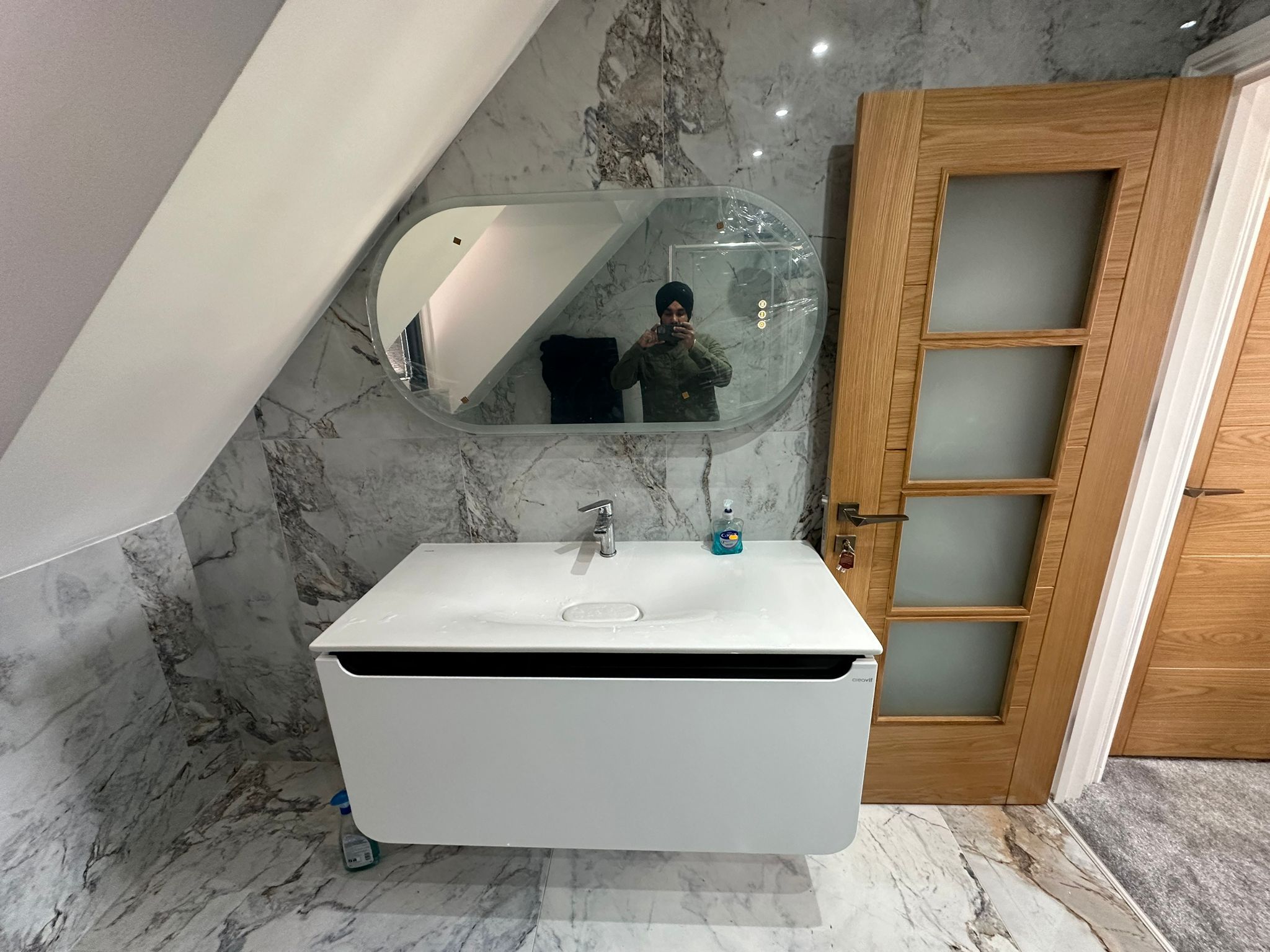 Bathroom Fitting Image 5